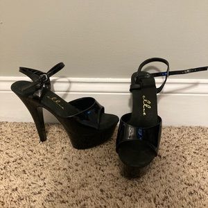 Ellie stiletto heels. Size 10.
